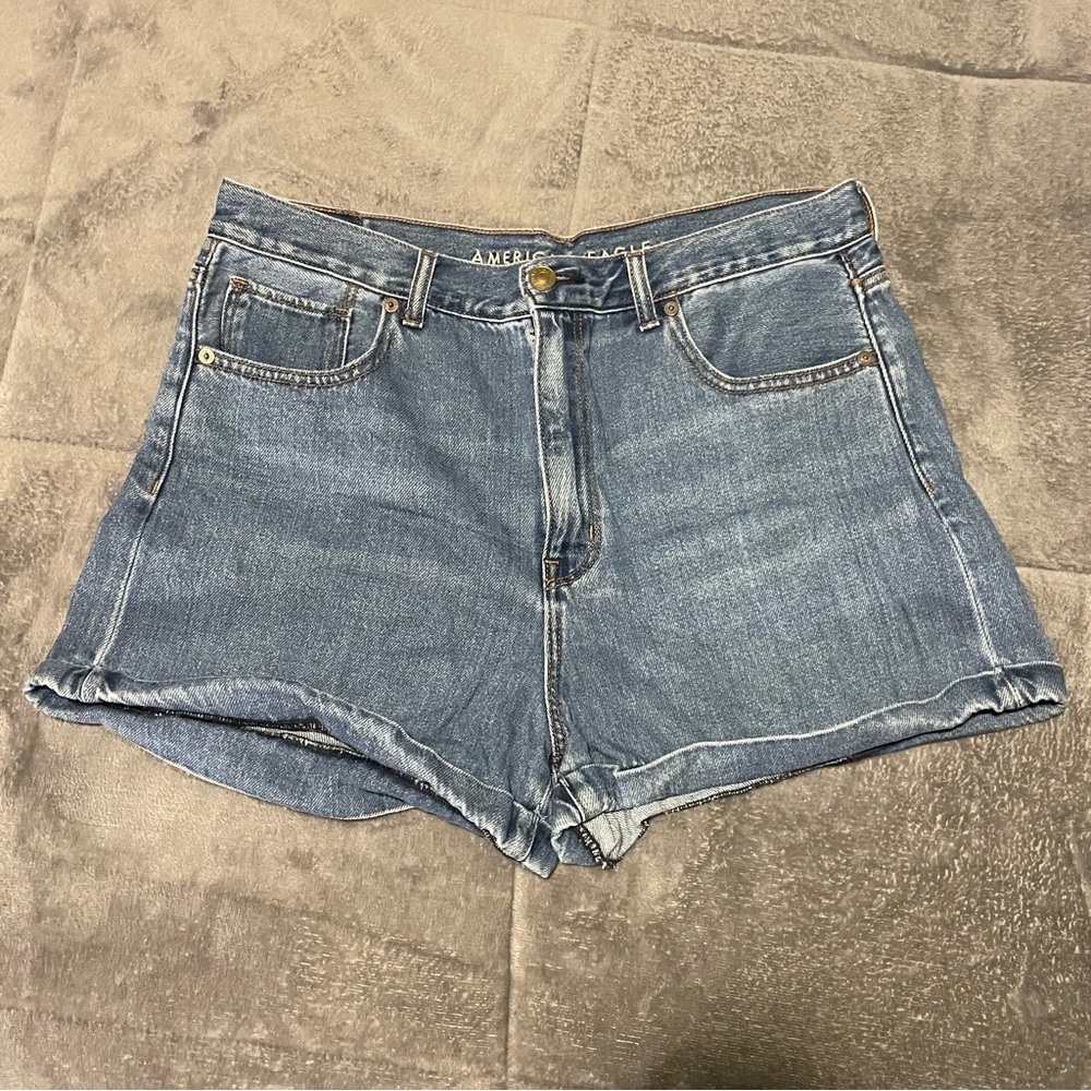 American Eagle Outfitters Women's Blue Denim Shorts